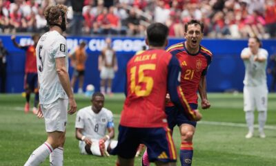 España se mete en los octavos del Mundial tras ganar a Austria por 3-0